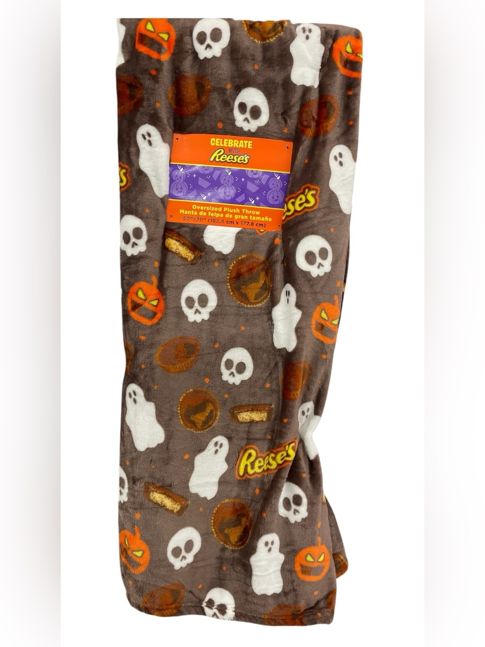 Reese's Plush Halloween Throw Brown 60x70 Candy Skulls Ghosts Pumpkins NEW NWT